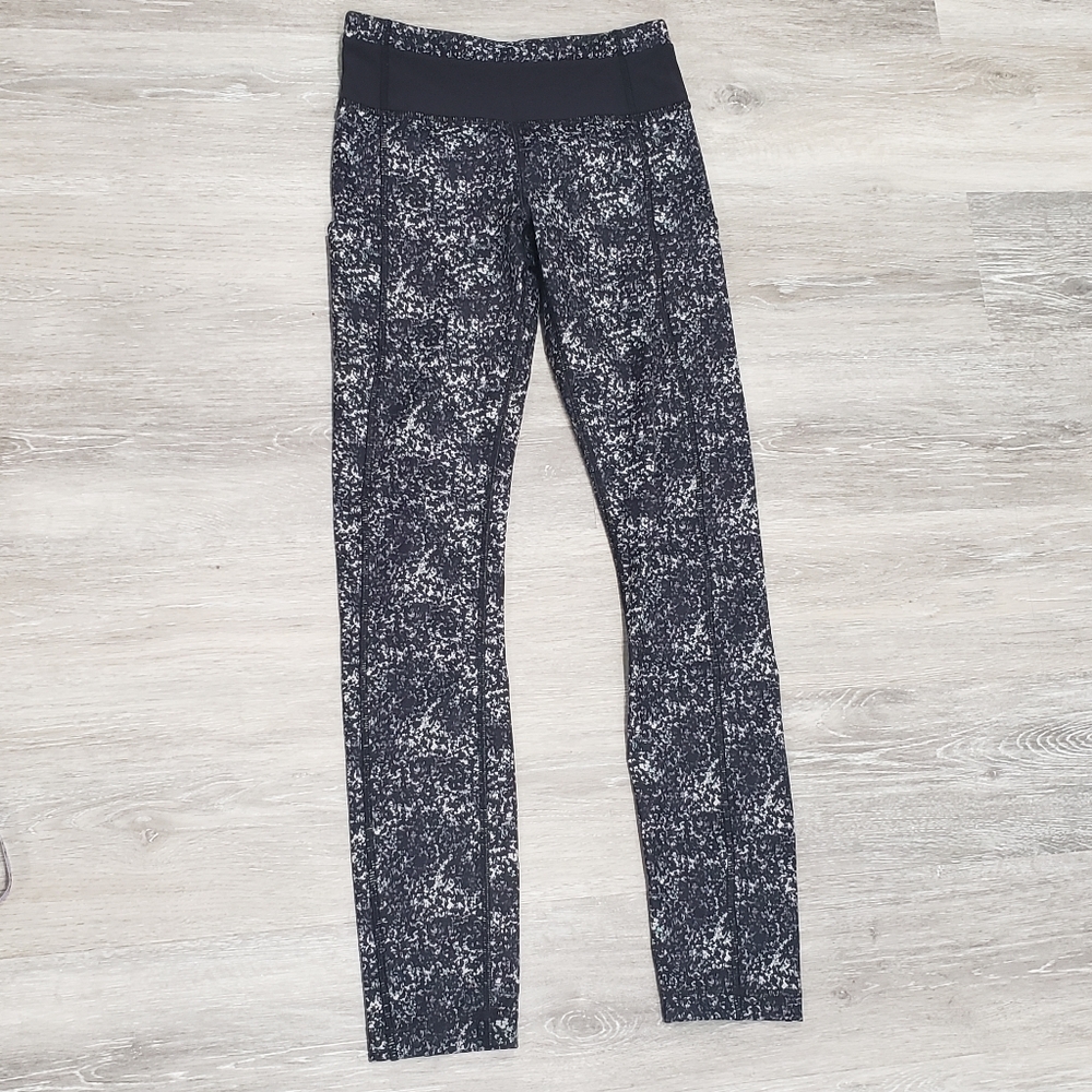 Lululemon Tight Rocky Road Sand Dune Toothpaste Side Pockets Pants